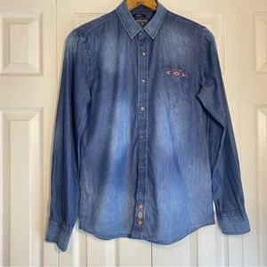 American Rag Blue Denim Men’s Shirt Aztec Embroidered Small